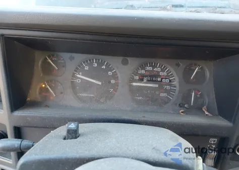 1995 Jeep Cherokee Sport z USA, uszkodzony, nr VIN 1J4FJ68S5SL632424